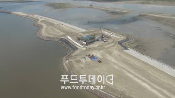 새만금 농업 용지 간척 공사현장
