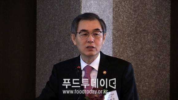 정재찬 공정거래위원장