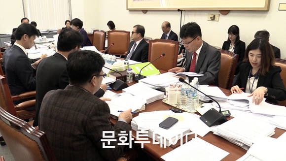 국회 보건복지위원회 법안심사소위원회